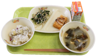 10.4給食